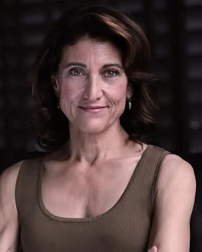 Amy Aquino