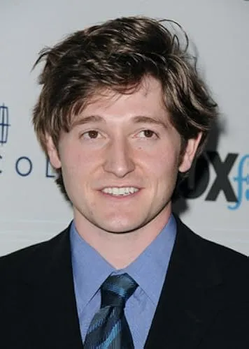 Lucas Neff