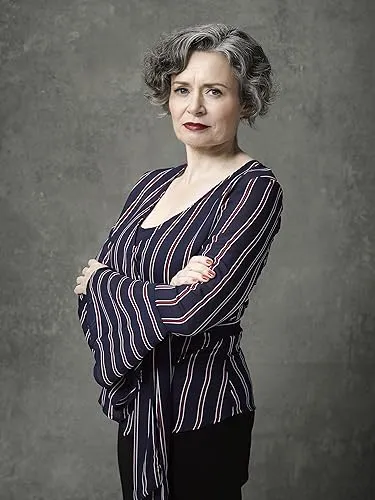 Judith Lucy