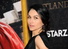 Lela Loren