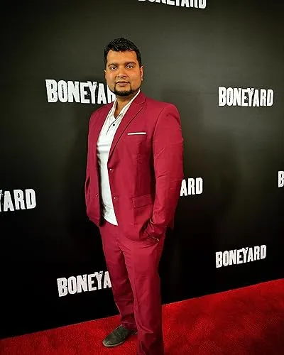 Asif Akbar