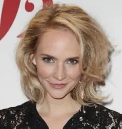 Bracha van Doesburgh