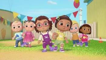 Nina y la carrera con Bella / Nico sonríe para la foto / Nina comparte algo rico con su clase