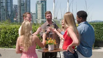 Tiene la misma edad que mis padres