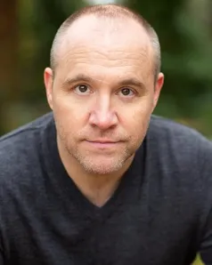 Christopher Pizzey