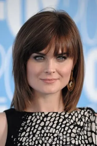 Emily Deschanel