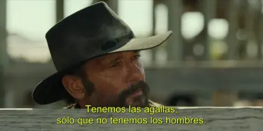 Detrás de nosotros, un acantilado