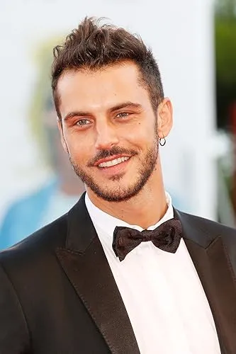 Andrea Montovoli