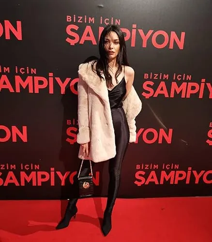 Hazal Filiz Küçükköse