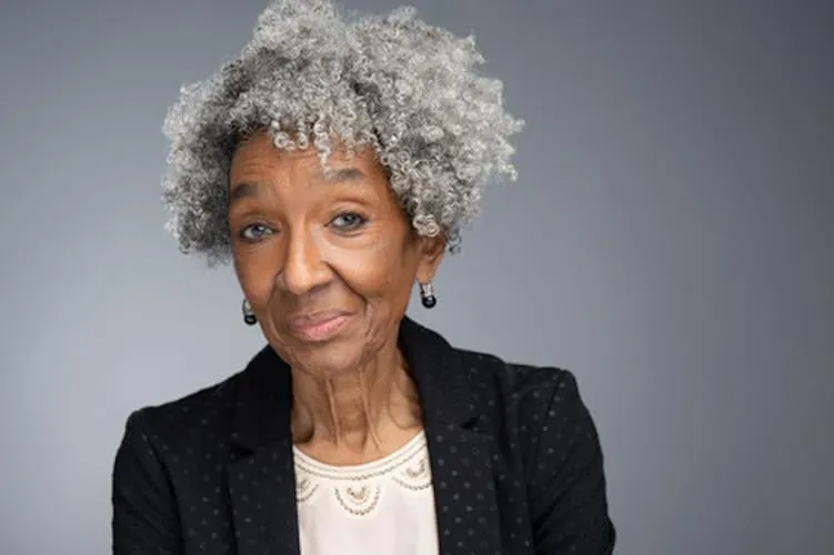 Claudia Robinson
