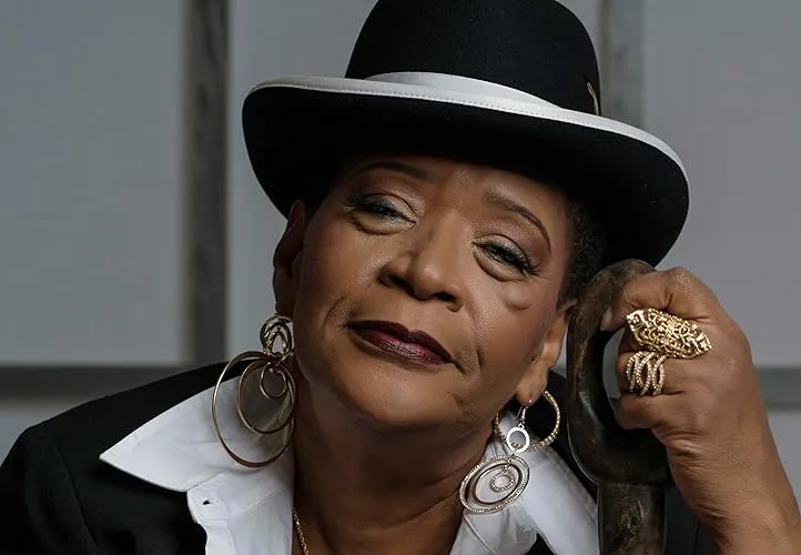 Marsha Warfield