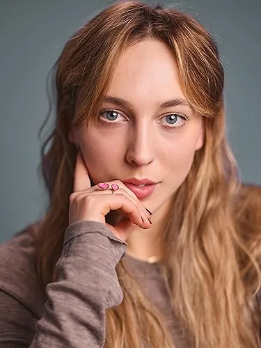Lola Szczotarska