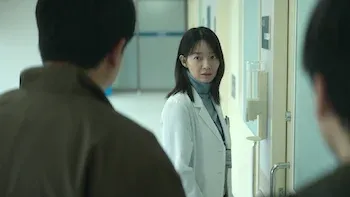 La mujer atrapada en su pasado