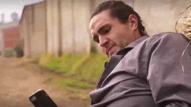 No te cases con ella