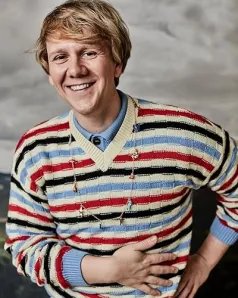 Josh Thomas