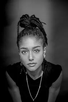 Larissa Sirah Herden