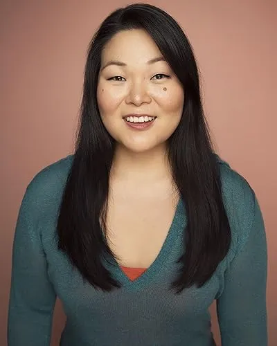 Holly Chou