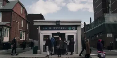 Dios bendiga a la niña