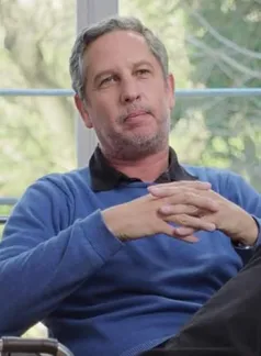 Guillermo Martínez