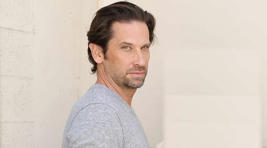 Roger Howarth