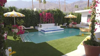 Máquina del tiempo en Palm Springs