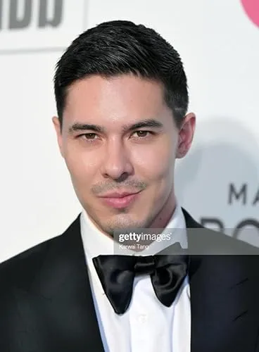 Lewis Tan