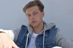 Ricky Garcia