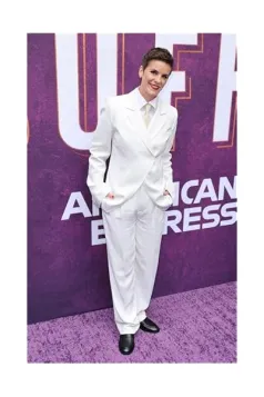 Jenn Colella