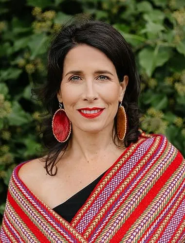 Andrea Menard