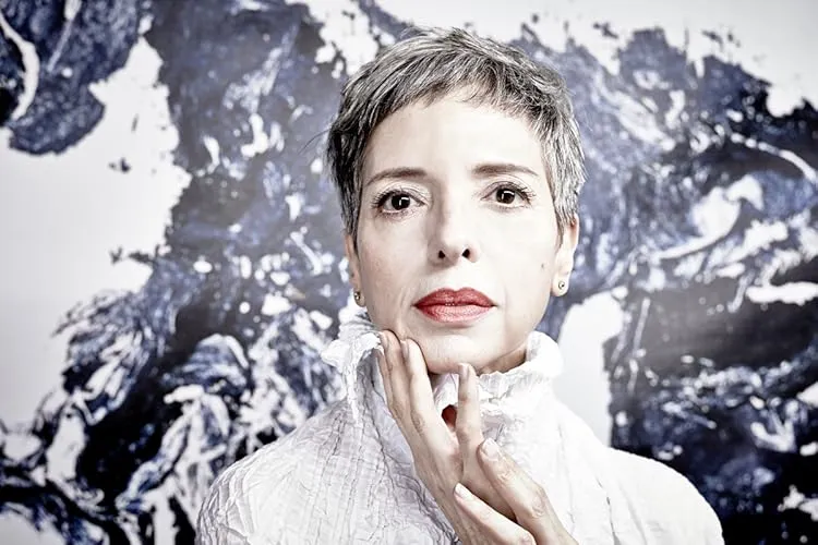 Helen Schneider