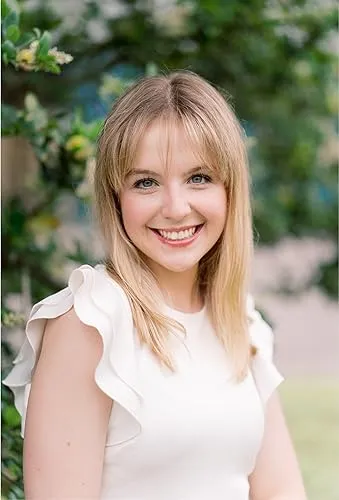 Ava Hellstern