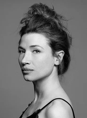 Amanda Jaros