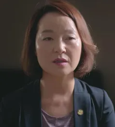 Kim Hee Sook