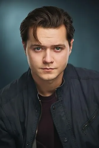 Simon Lee