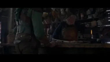 Más allá del mar destrozado