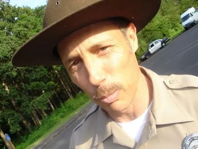 Jon Gries