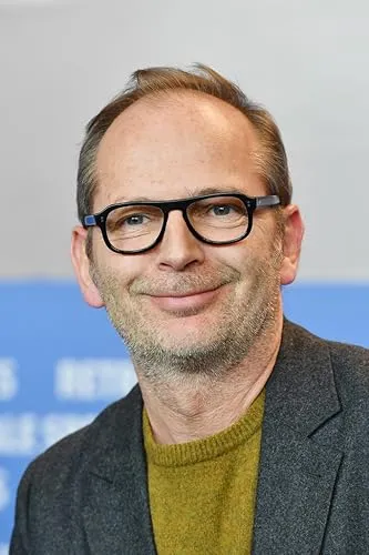Etienne Comar