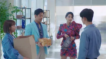 La dama de las zapatillas rojas