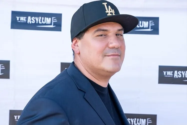 Adrian Avila