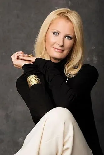 Sandra Lee
