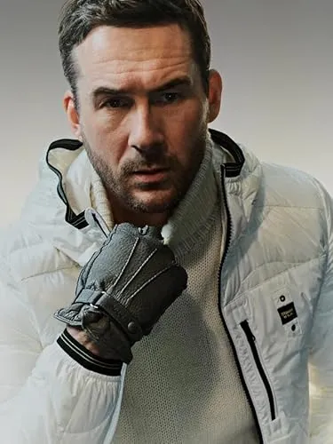 Barry Sloane